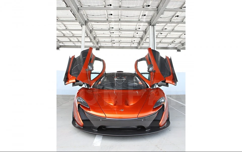 2015 McLaren P1 - Image 4 of 17