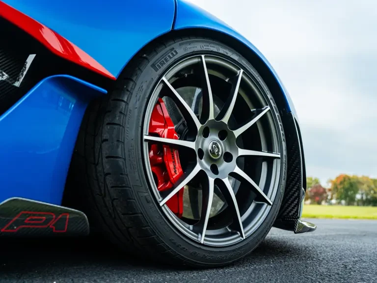 2015 McLaren P1 - Image 20 of 31