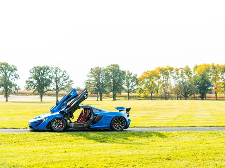 2015 McLaren P1 - Image 7 of 31