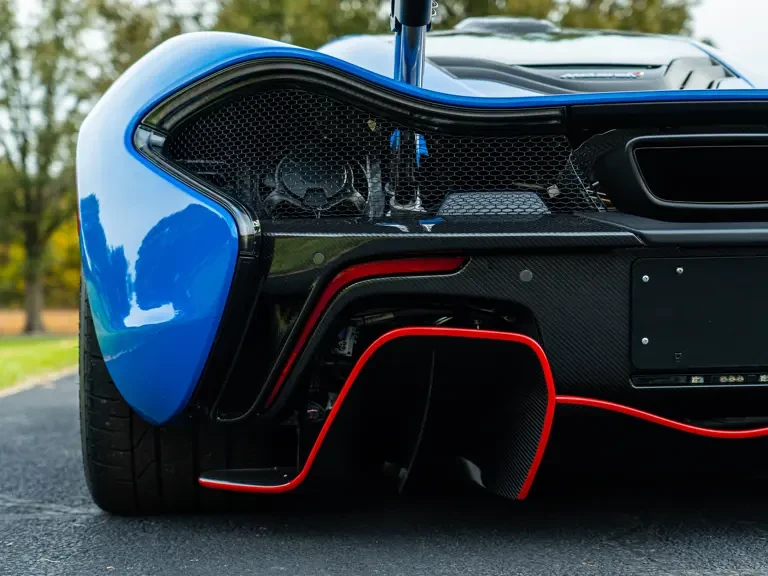 2015 McLaren P1 - Image 24 of 31