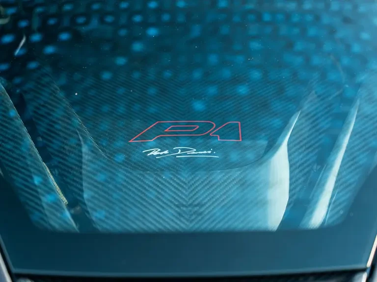 2015 McLaren P1 - Image 30 of 31