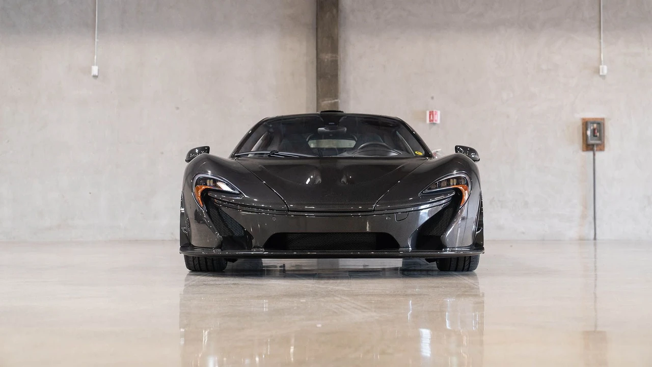 2015 McLaren P1 - Image 6 of 31