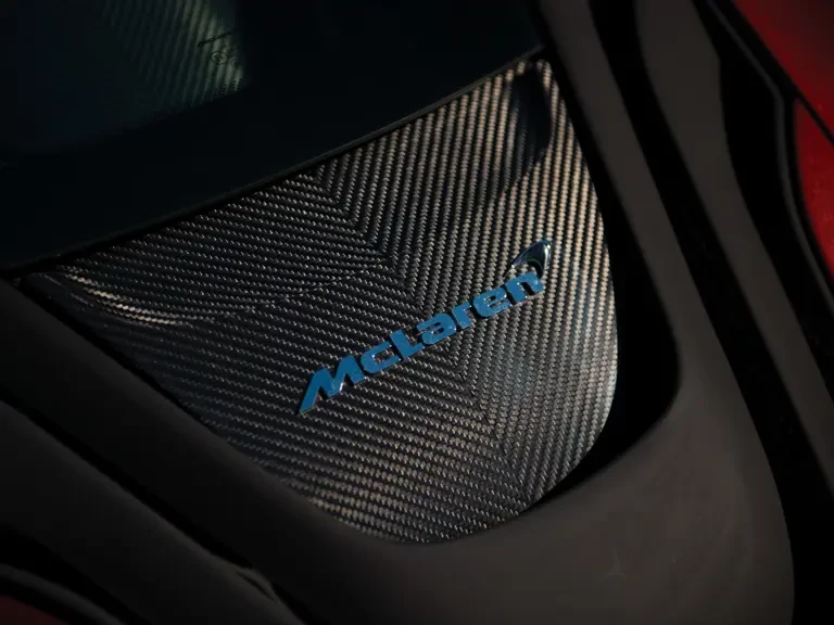 2015 McLaren P1 - Image 14 of 31