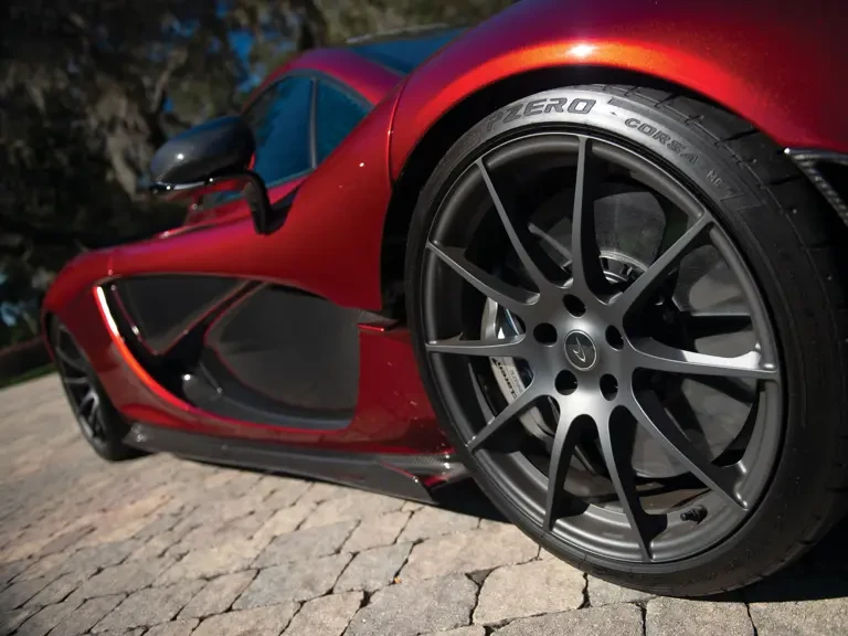 2015 McLaren P1 - Image 9 of 31