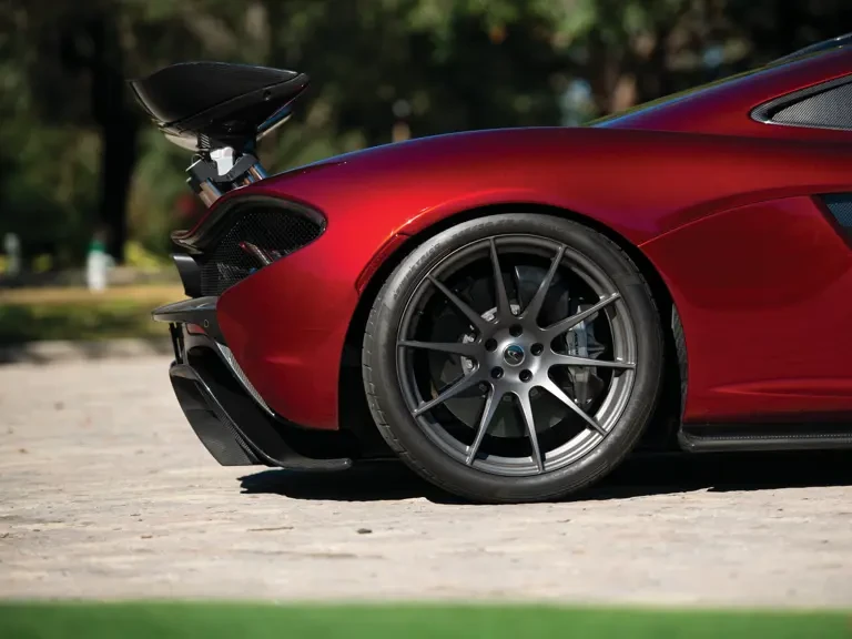2015 McLaren P1 - Image 24 of 31