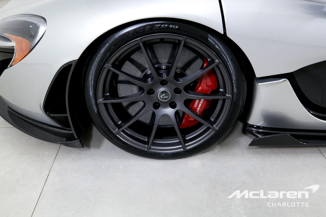 2015 McLaren P1 - Image 31 of 31