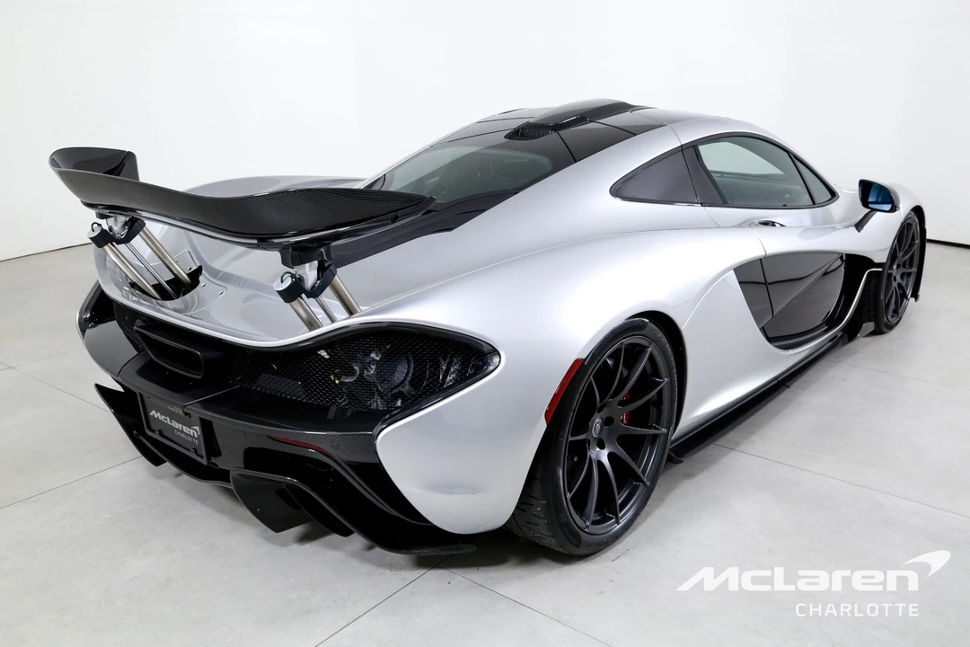 2015 McLaren P1 - Image 9 of 31