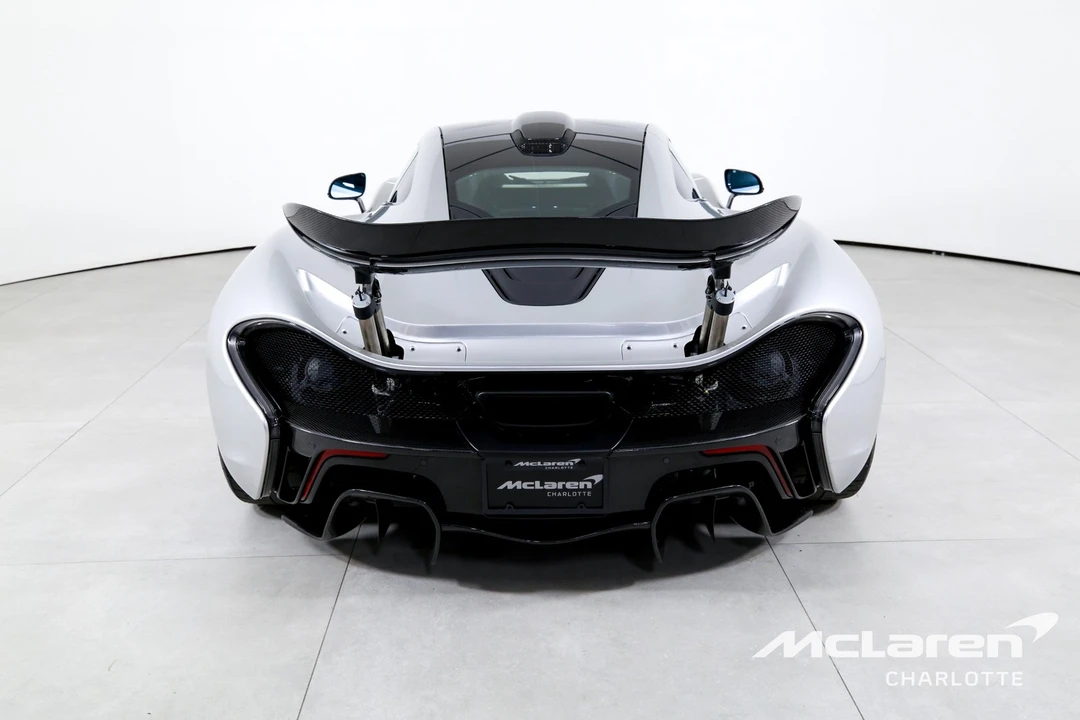 2015 McLaren P1 - Image 8 of 31
