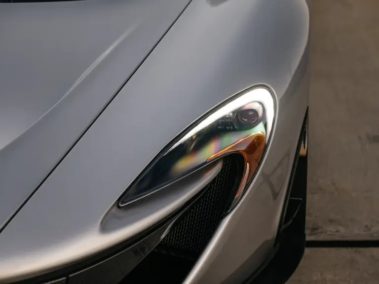 2015 McLaren P1 - Image 28 of 31