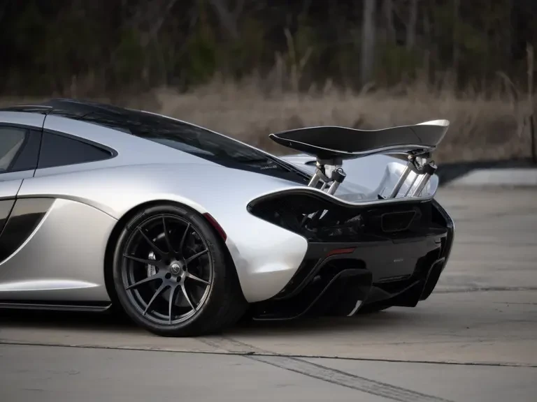2015 McLaren P1 - Image 26 of 31