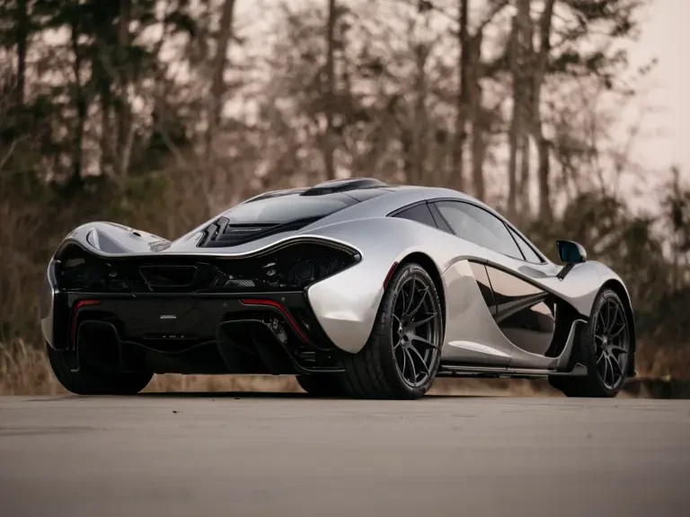 2015 McLaren P1 - Image 23 of 31