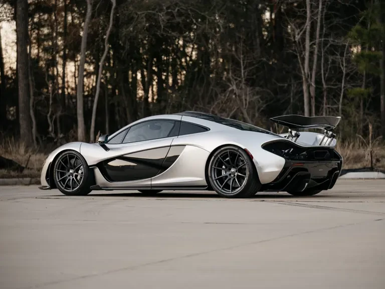 2015 McLaren P1 - Image 11 of 31