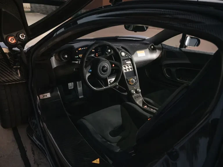 2015 McLaren P1 - Image 13 of 31