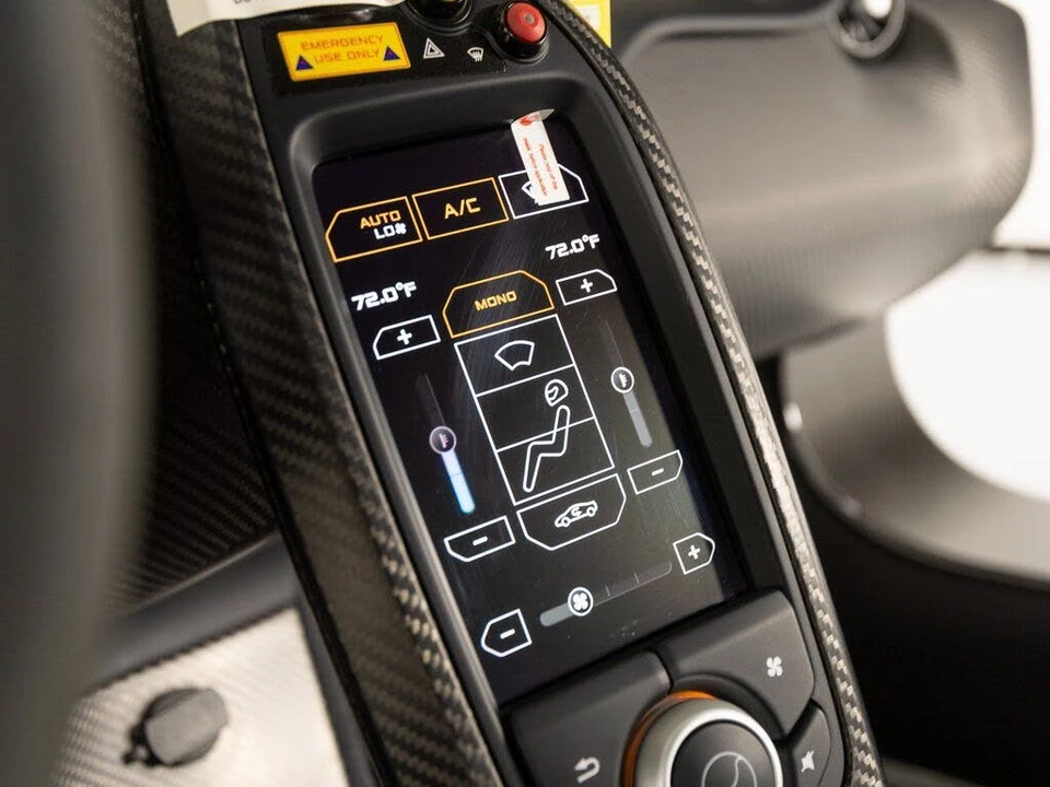2015 McLaren P1 - Image 18 of 31