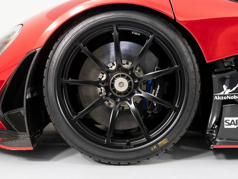 2015 McLaren P1 - Image 9 of 31