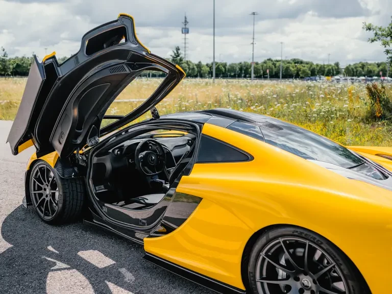 2015 McLaren P1 - Image 12 of 28