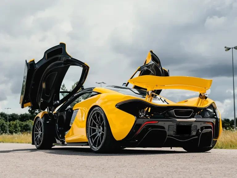 2015 McLaren P1 - Image 3 of 28