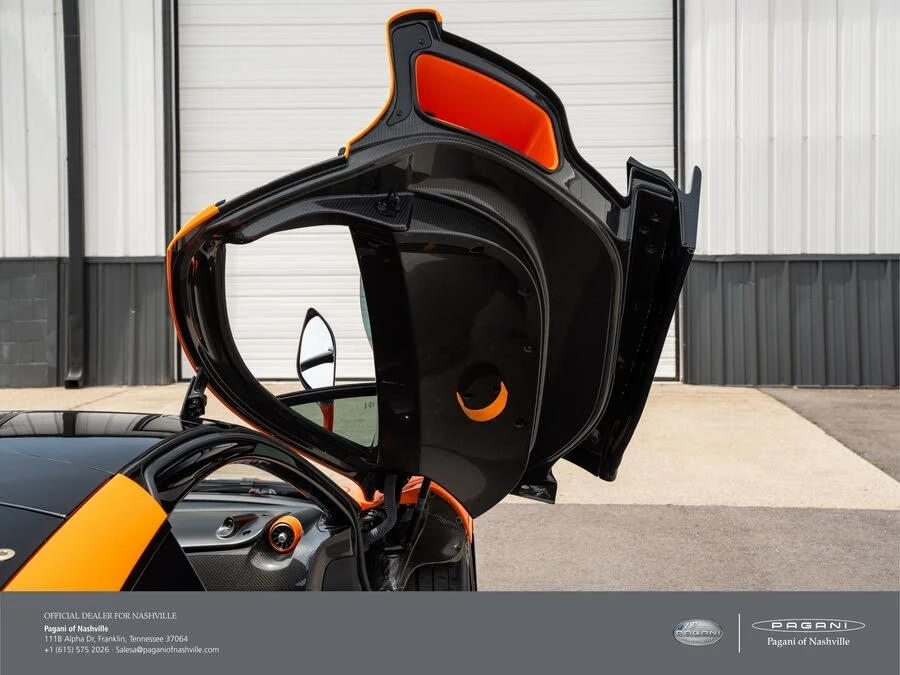 2015 McLaren P1 - Image 25 of 31