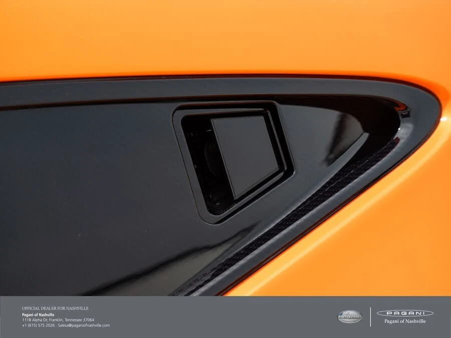 2015 McLaren P1 - Image 13 of 31