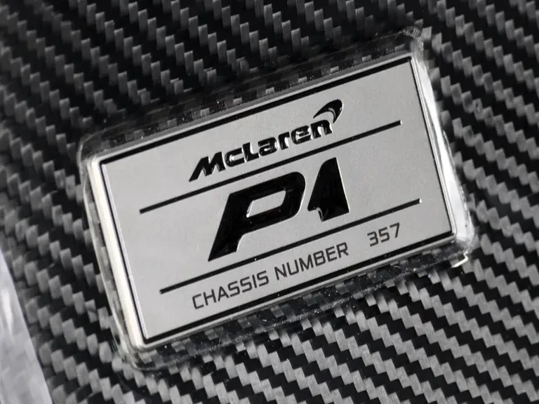2015 McLaren P1 - Image 27 of 31