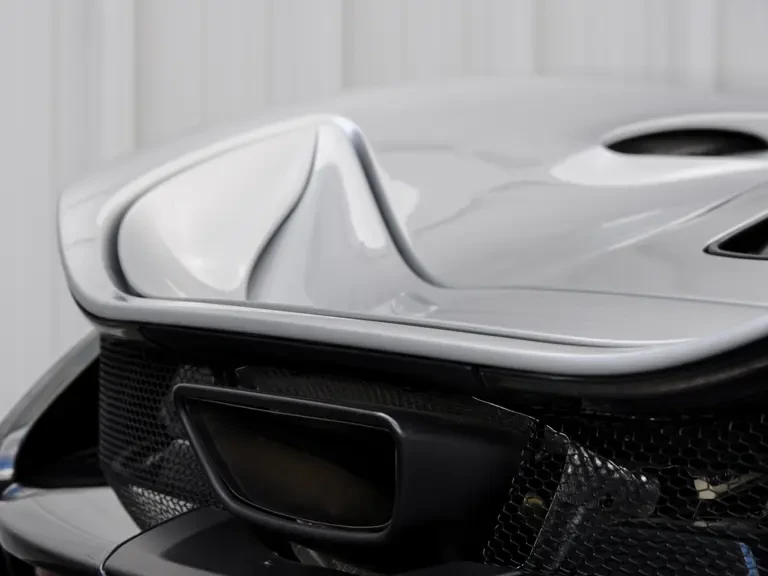 2015 McLaren P1 - Image 23 of 31