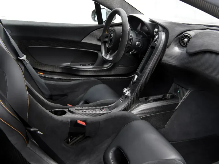 2015 McLaren P1 - Image 11 of 31
