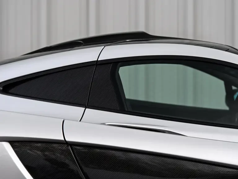 2015 McLaren P1 - Image 21 of 31