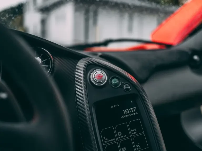 2015 McLaren P1 - Image 25 of 31