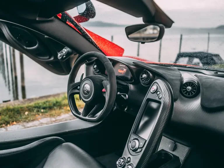 2015 McLaren P1 - Image 22 of 31