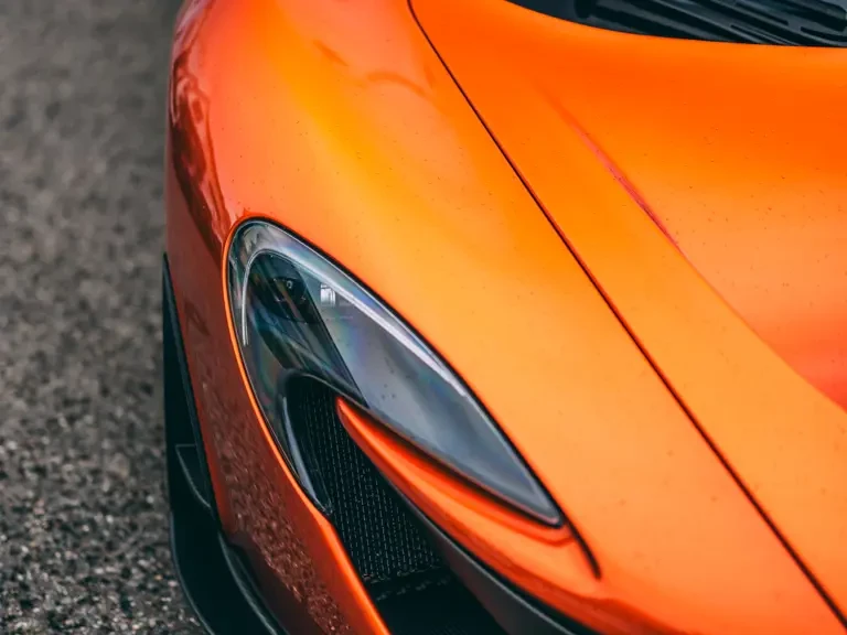 2015 McLaren P1 - Image 29 of 31