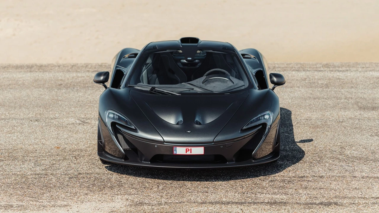 2015 McLaren P1 - Image 6 of 31