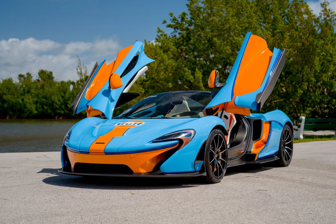 2015 McLaren P1 - Image 2 of 31