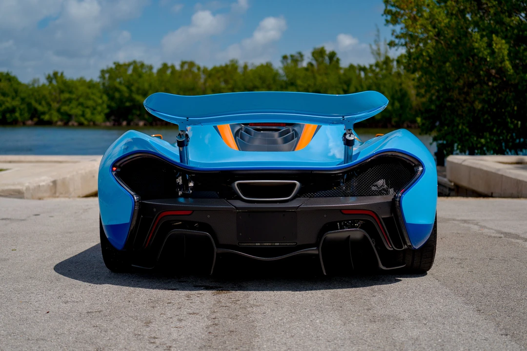2015 McLaren P1 - Image 21 of 31