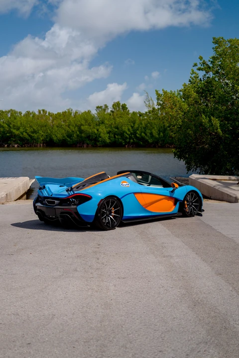 2015 McLaren P1 - Image 28 of 31