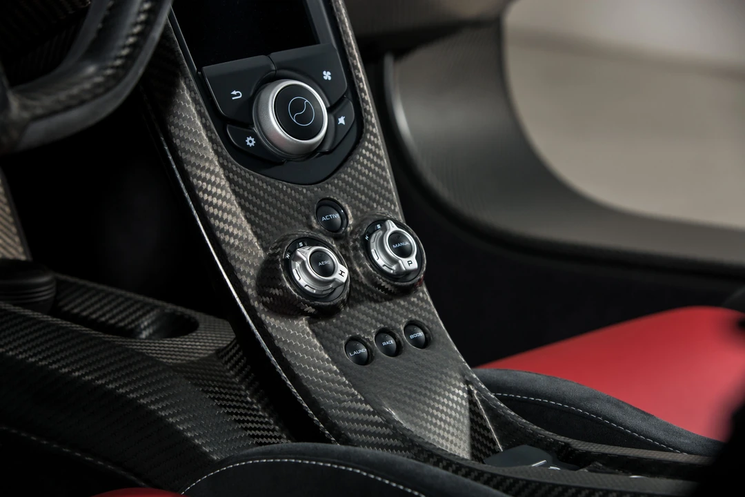 2015 McLaren P1 - Image 15 of 31