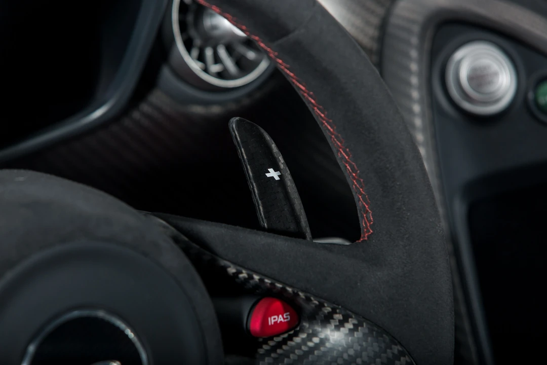 2015 McLaren P1 - Image 28 of 31