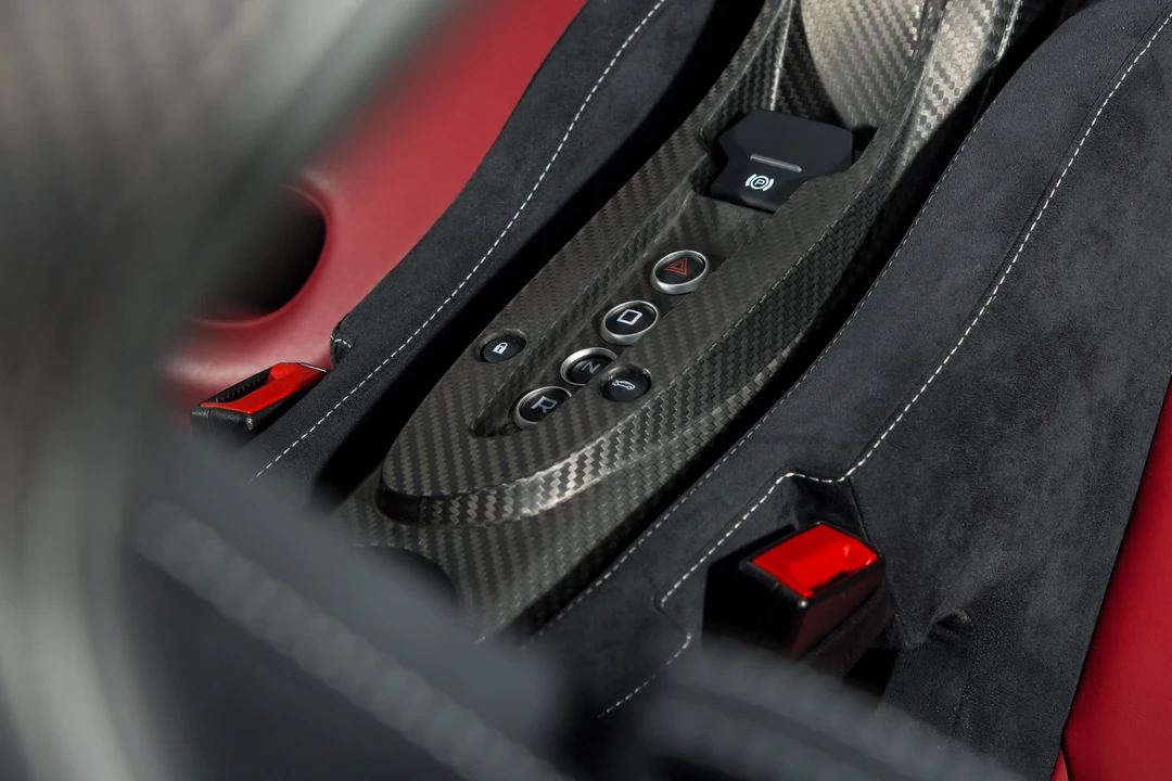 2015 McLaren P1 - Image 23 of 31
