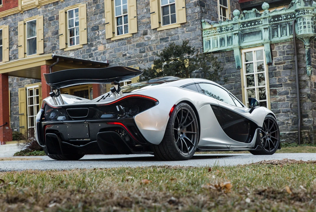 2015 McLaren P1 - Image 6 of 31