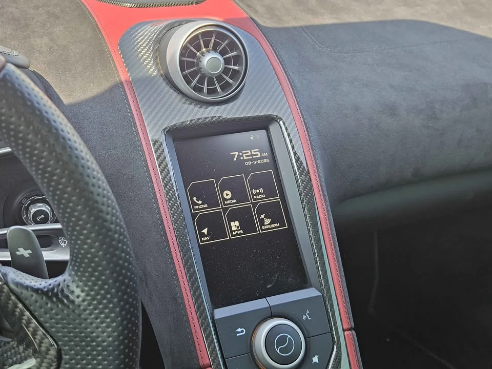 2015 McLaren 650S - Image 12 of 20