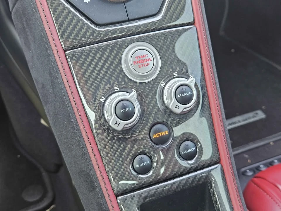 2015 McLaren 650S - Image 13 of 20