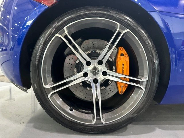 2015 McLaren 650S - Image 10 of 20