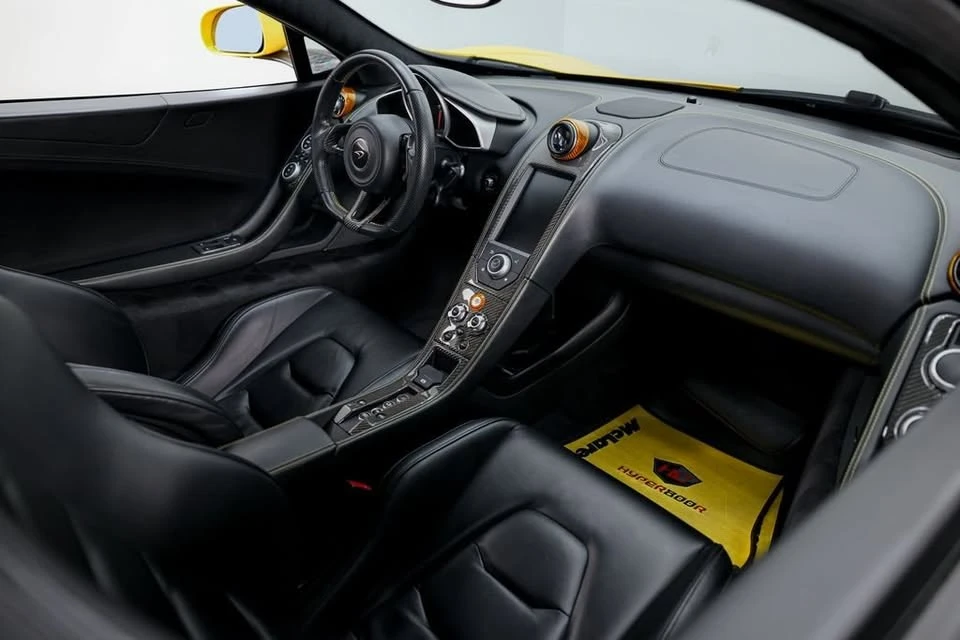 2015 McLaren 650S - Image 16 of 20