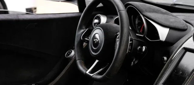 2015 McLaren 650S Coupe - Image 15 of 18