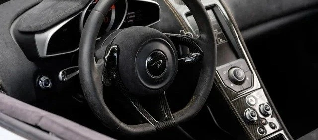 2015 McLaren 650S Coupe - Image 16 of 18