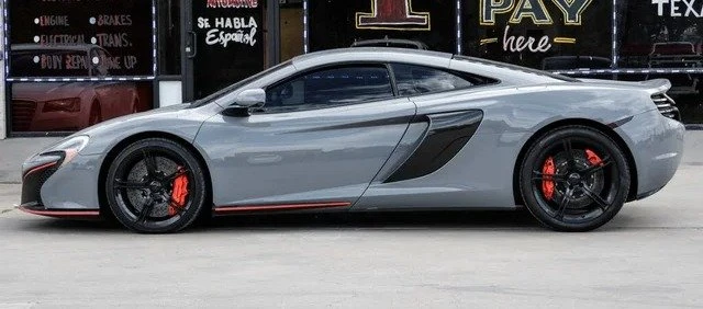 2015 McLaren 650S Coupe - Image 11 of 18