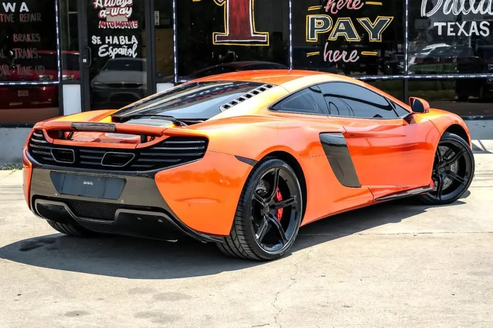 2015 McLaren 650S Coupe - Image 4 of 8