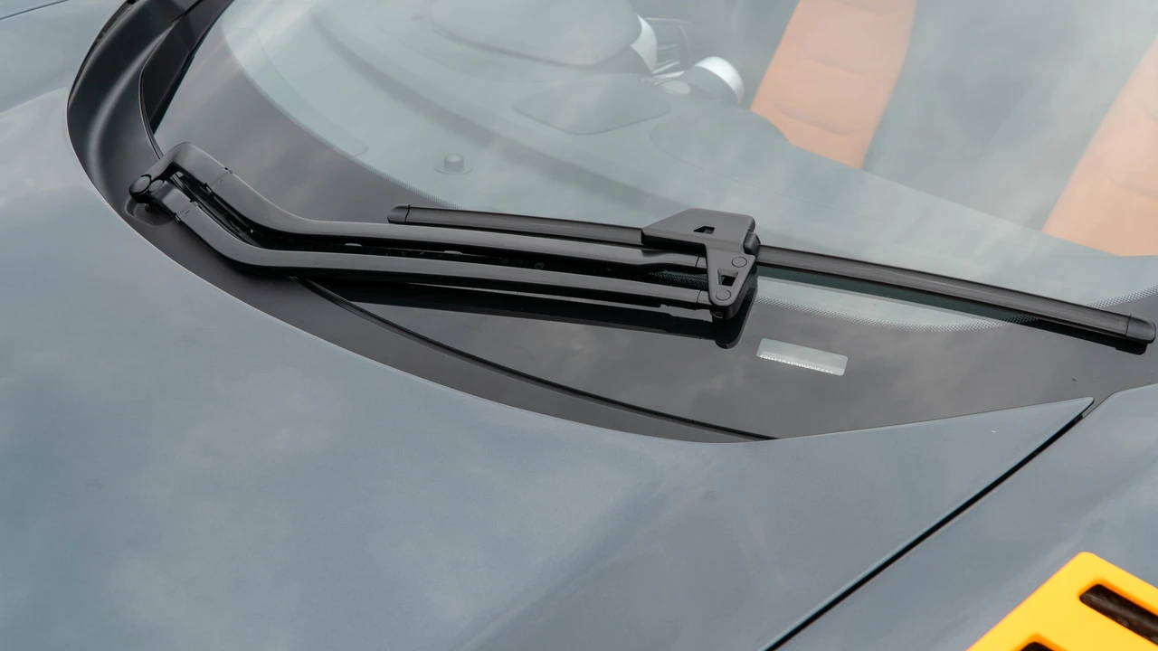 2015 McLaren 650S Coupe - Image 30 of 31