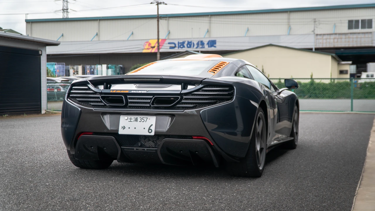 2015 McLaren 650S Coupe - Image 7 of 31