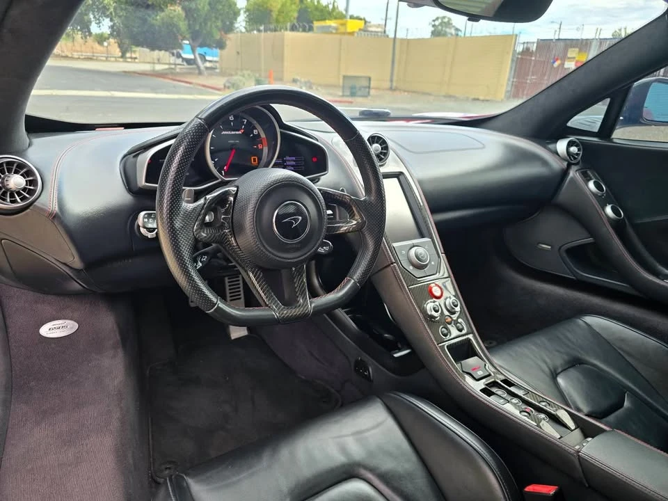 2015 McLaren 650S - Image 7 of 19