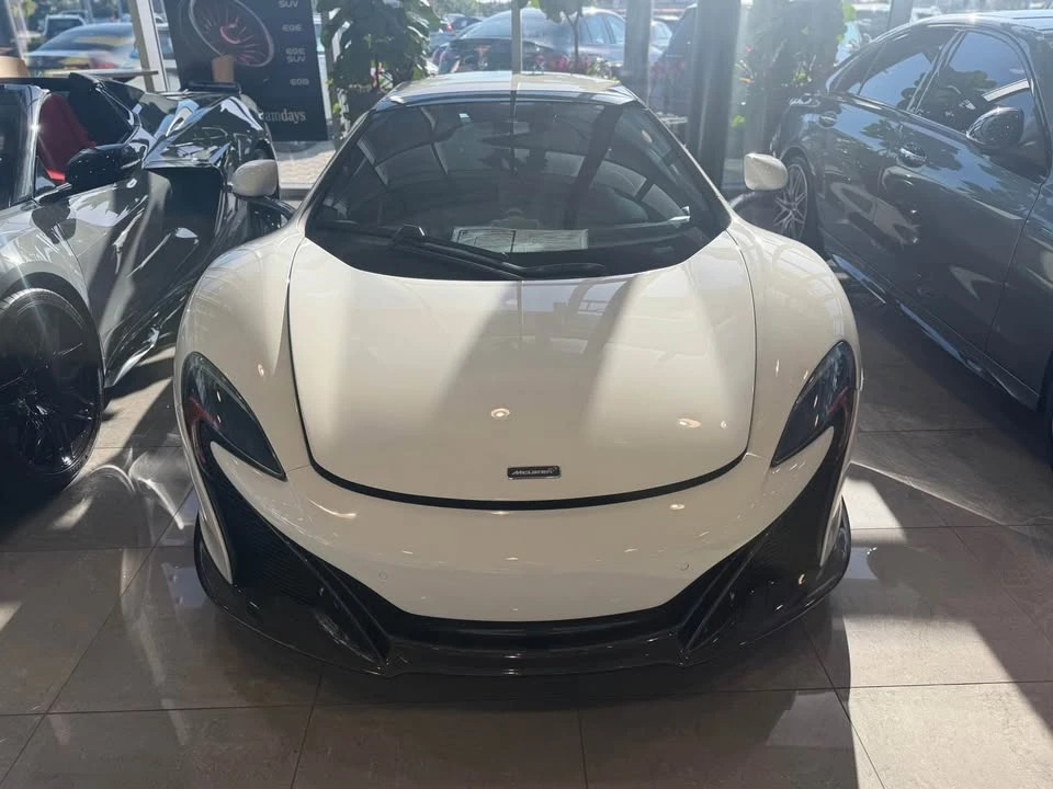 2015 McLaren 650S Spider - Image 2 of 10